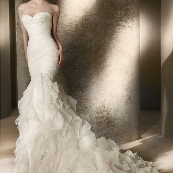 St Patrick’s Wedding Dress - Picture 2 of 6
